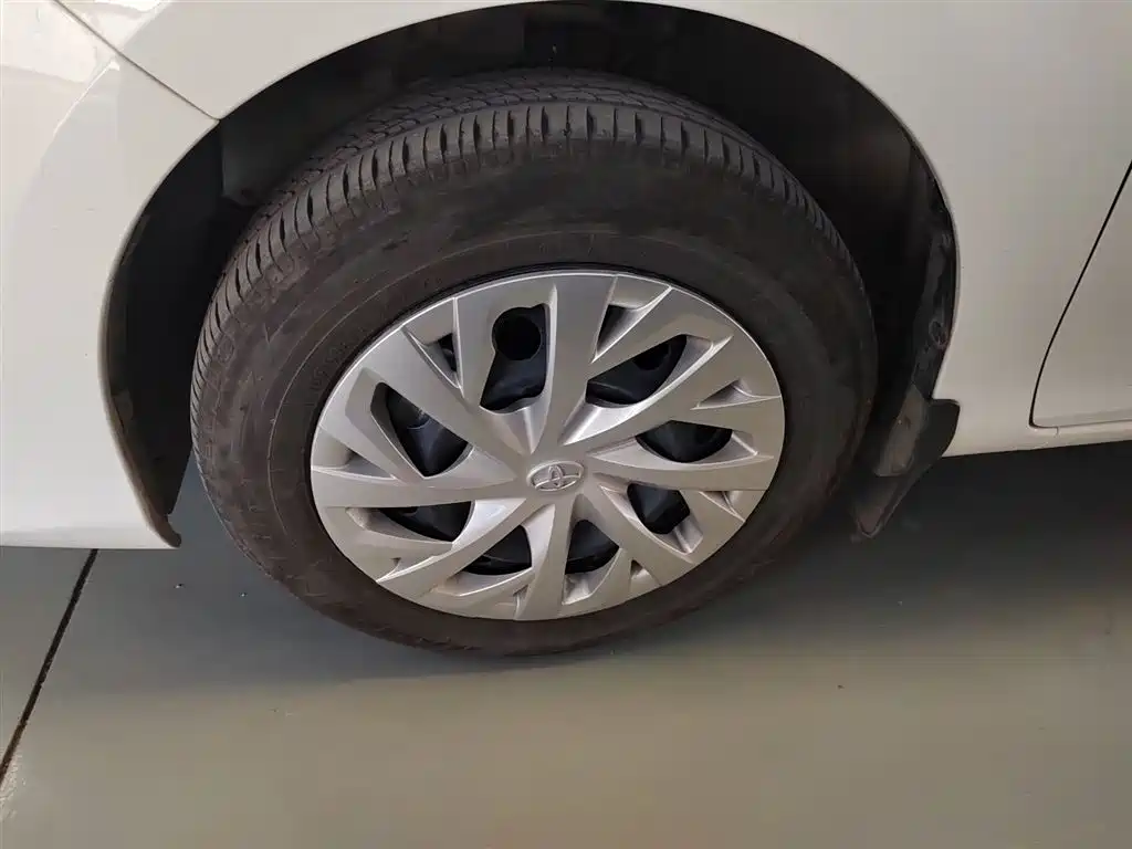 Toyota Vios FS 2021 1.5L CVT Fengchi Edition фото 23