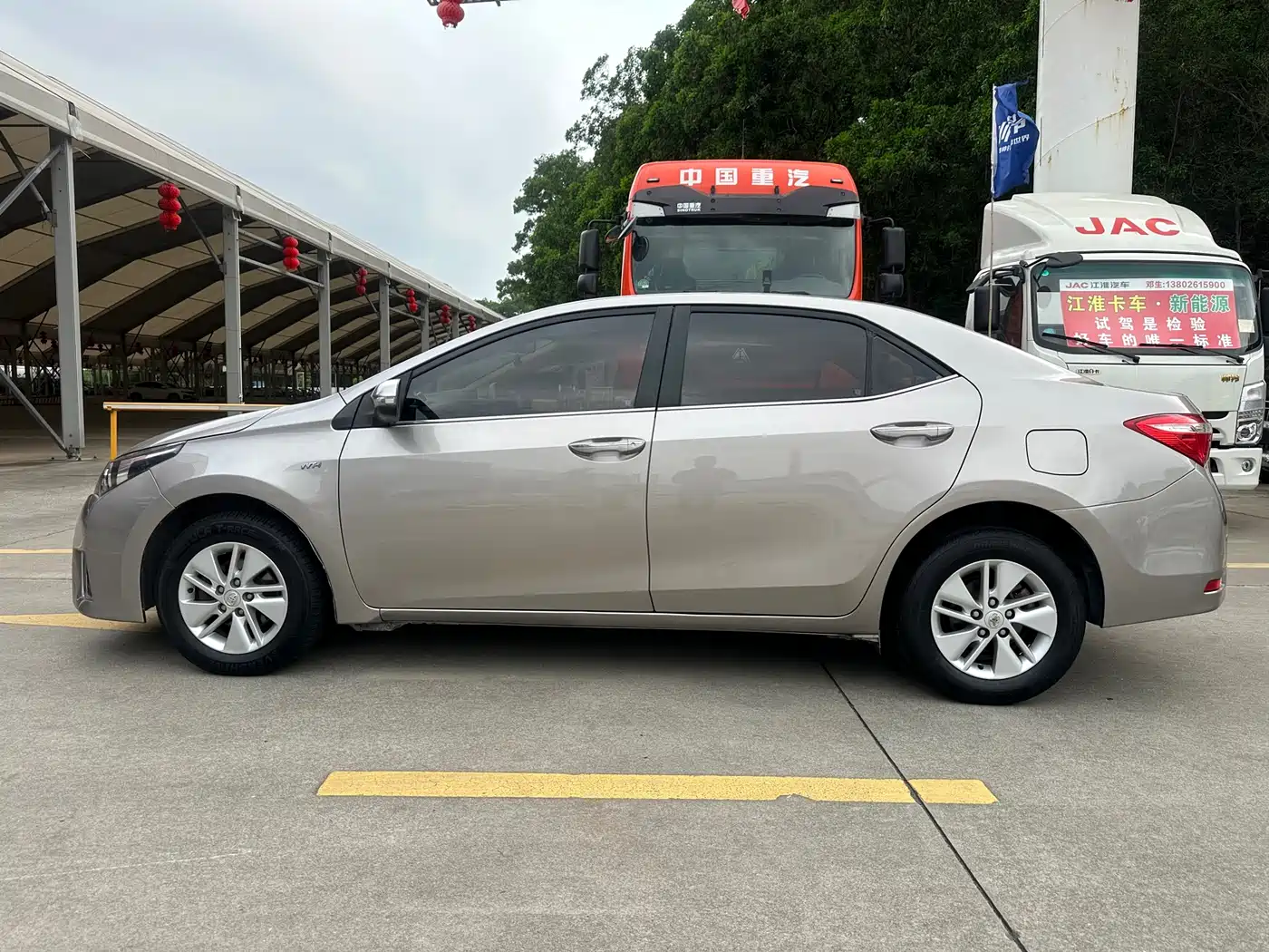 Toyota Corolla 2014 1.6L CVT GL фото 10