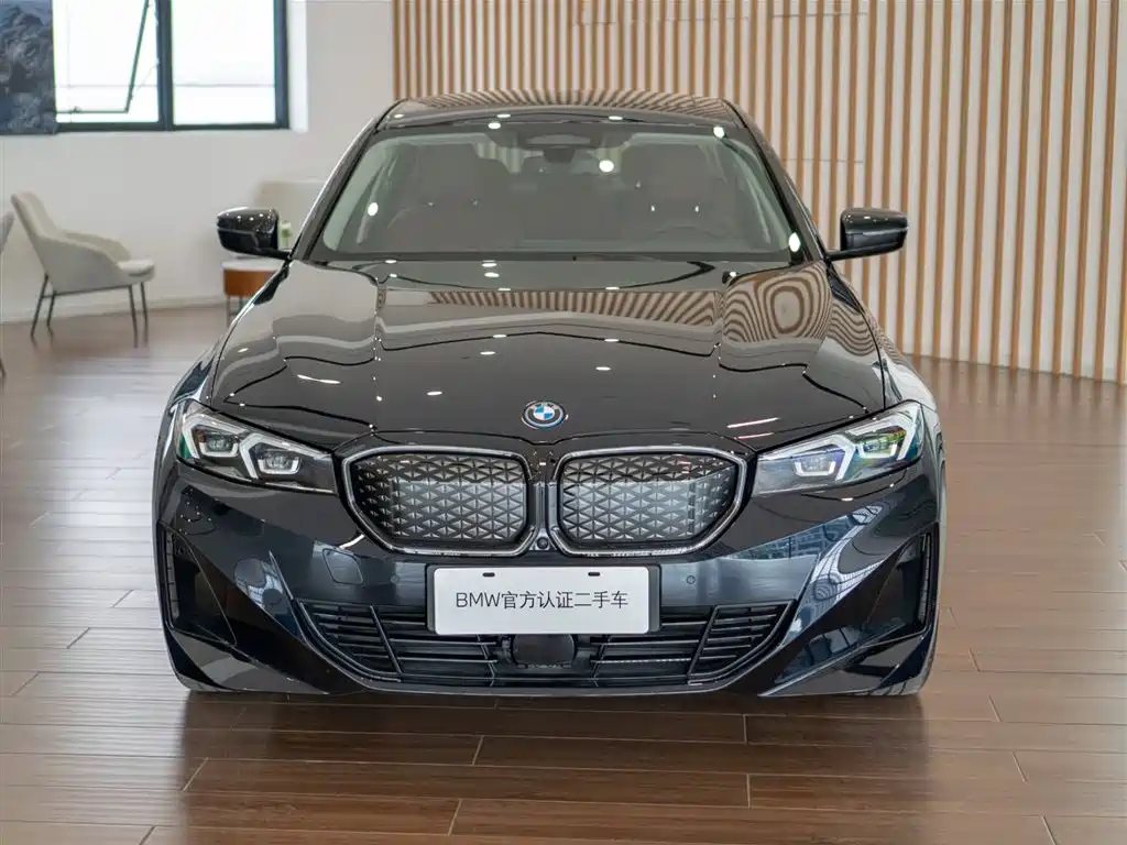 BMW i3 2025 eDrive 40 L Shadow Night Package фото 3