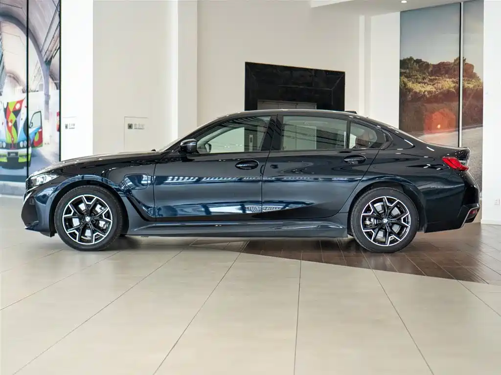 BMW i3 2025 eDrive 40 L Shadow Night Package фото 5