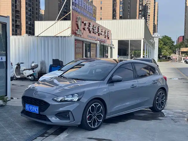Ford Focus 2020 Hatchback EcoBoost 180 Automatic ST Line