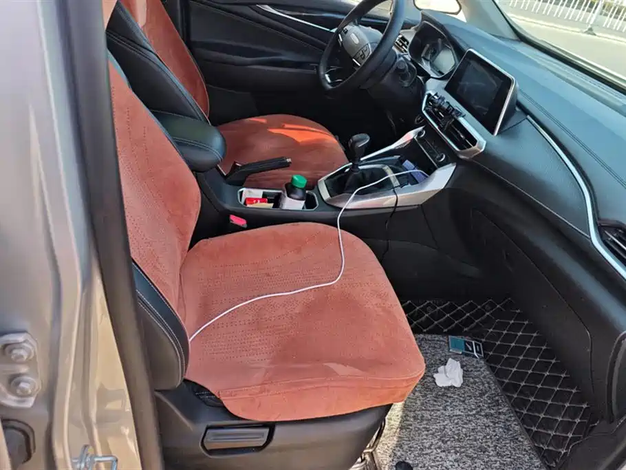 SAIC Maxus Maxus G50 2021 1.5T Manual Easy Tour B фото 8