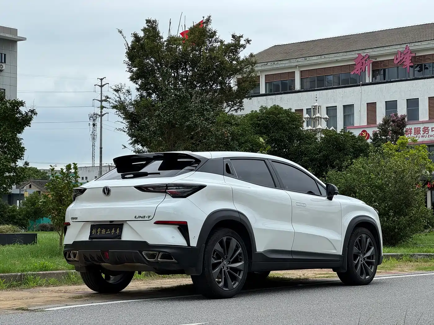 Фото 7 - Changan UNI-T