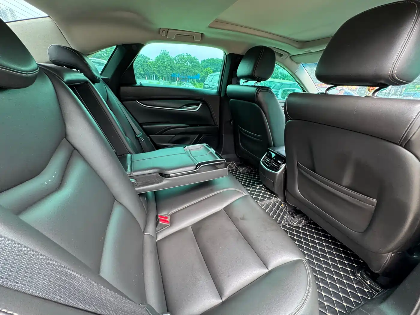 Cadillac XTS 2018 28T Technology фото 11