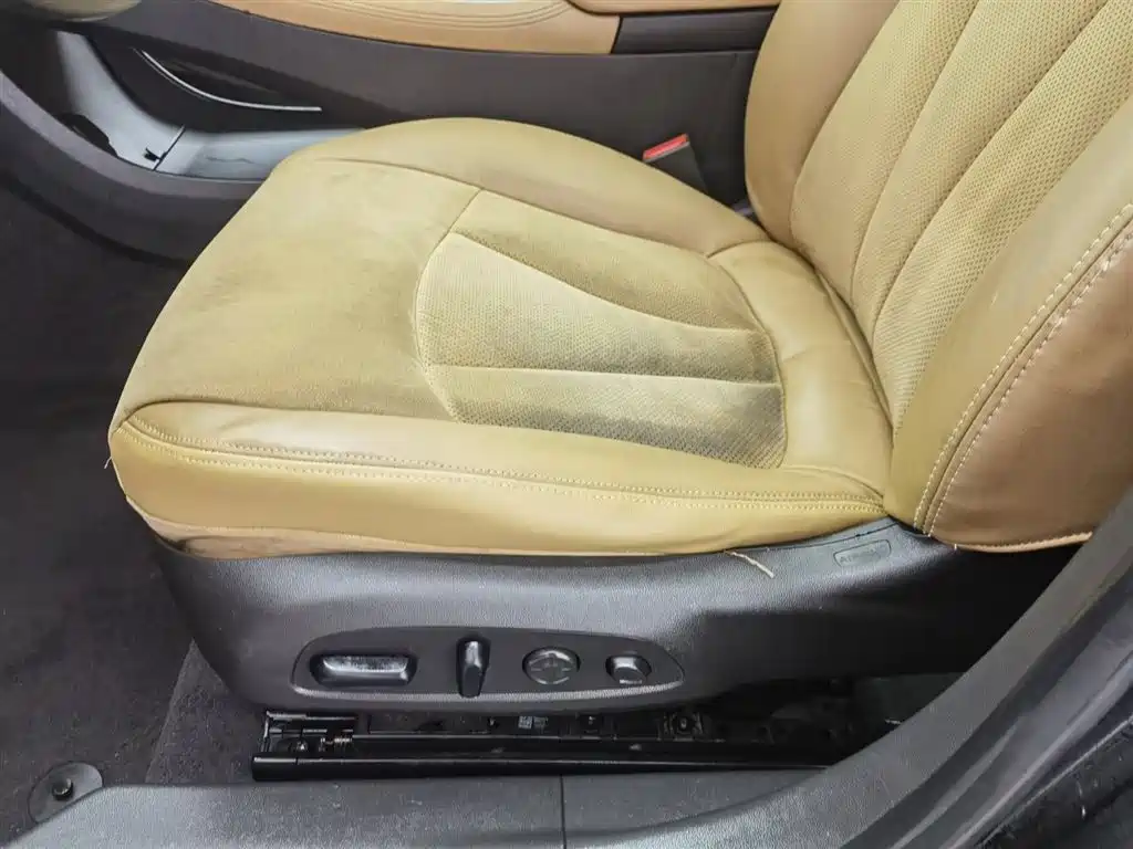 Buick LaCrosse 2016 Model 28T Luxury фото 20