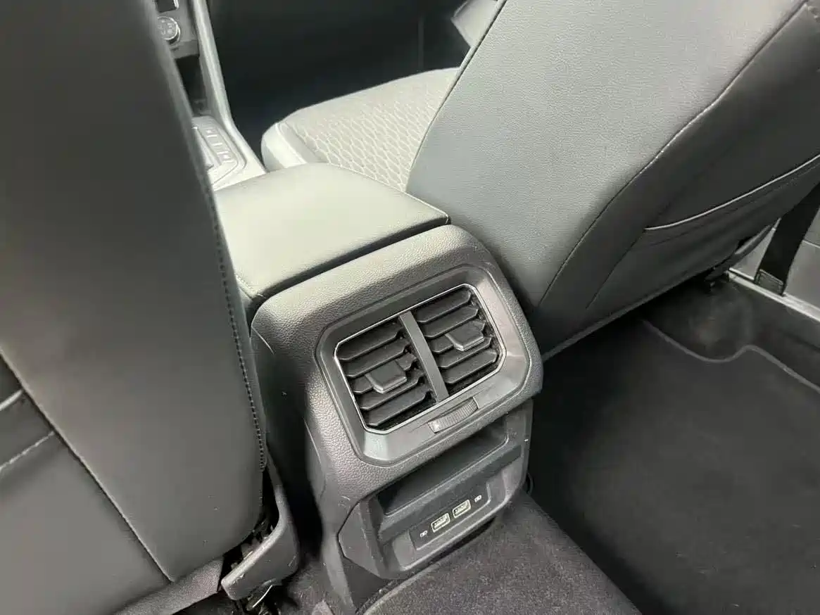 Volkswagen Tiguan L 2019 330TSI Automatic 2WD Trend Edition China VI фото 10