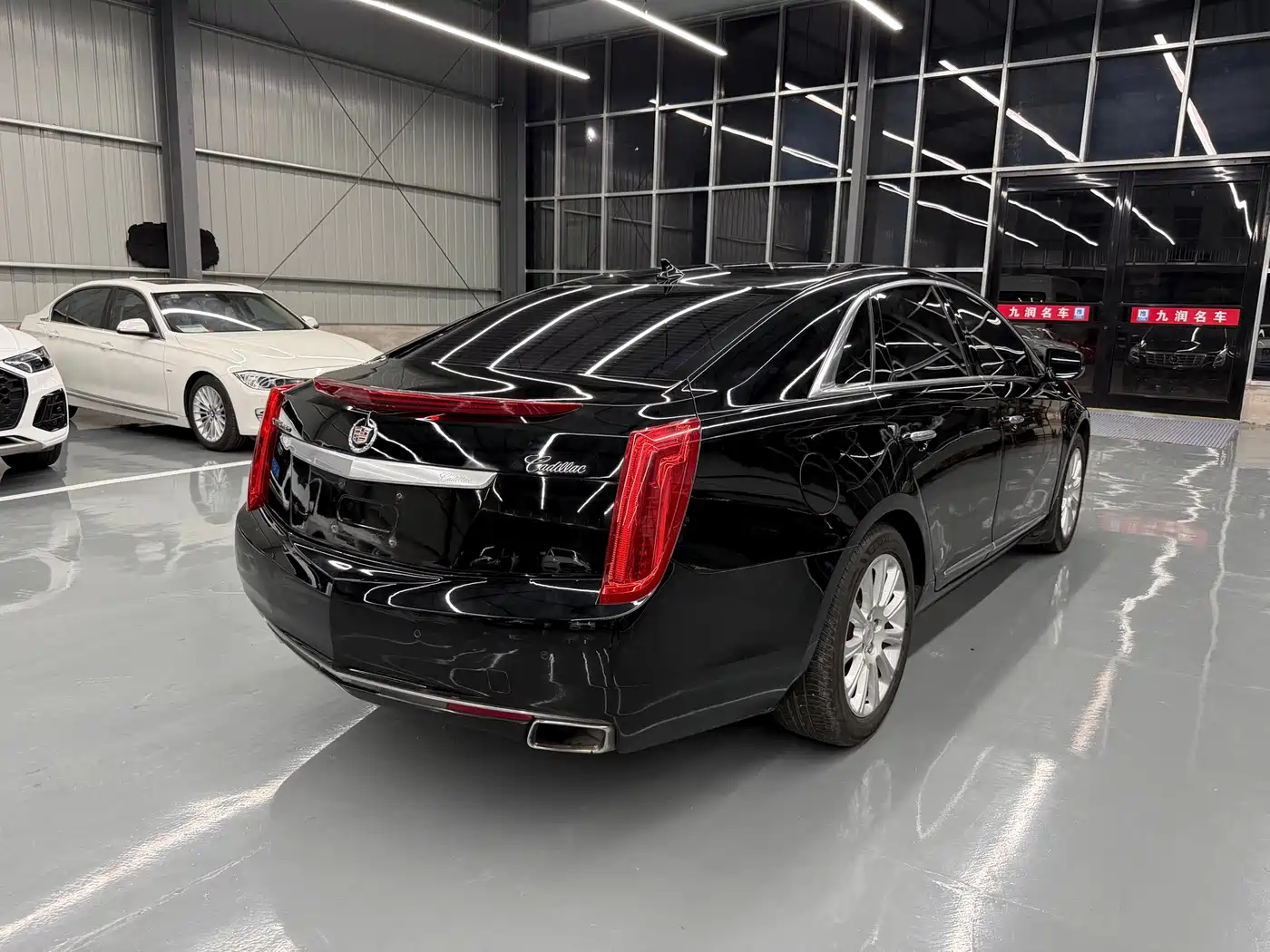 Cadillac XTS 2014 2013 Model 28T Comfort