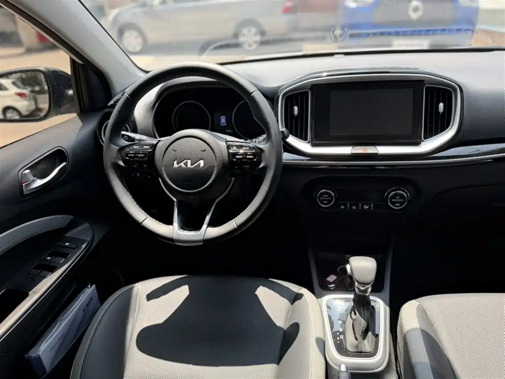 Kia KX1 2026 1.4L Sunroof Edition фото 3