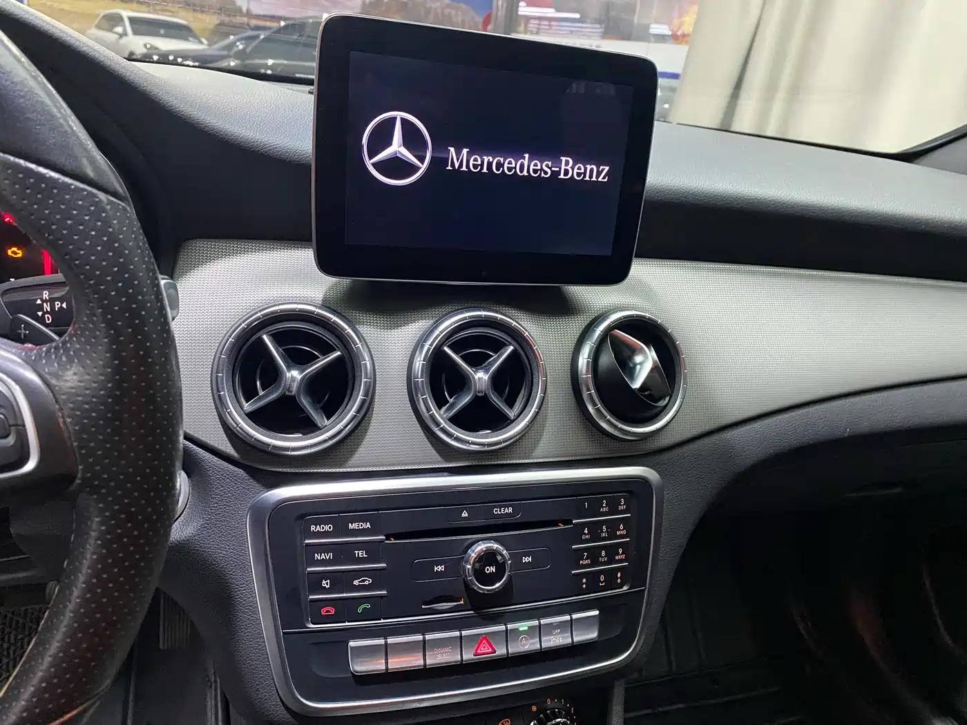 Mercedes-Benz CLA (Import) 2017 Facelift CLA 200 Style фото 9