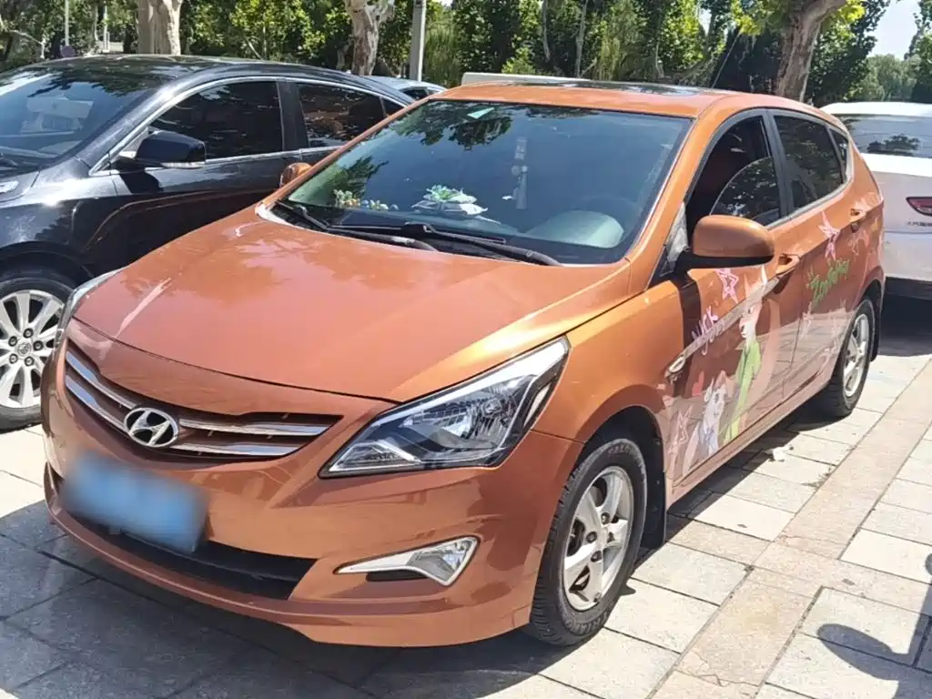 Hyundai Reina 2015 2014 Model 1.4L Automatic GLX