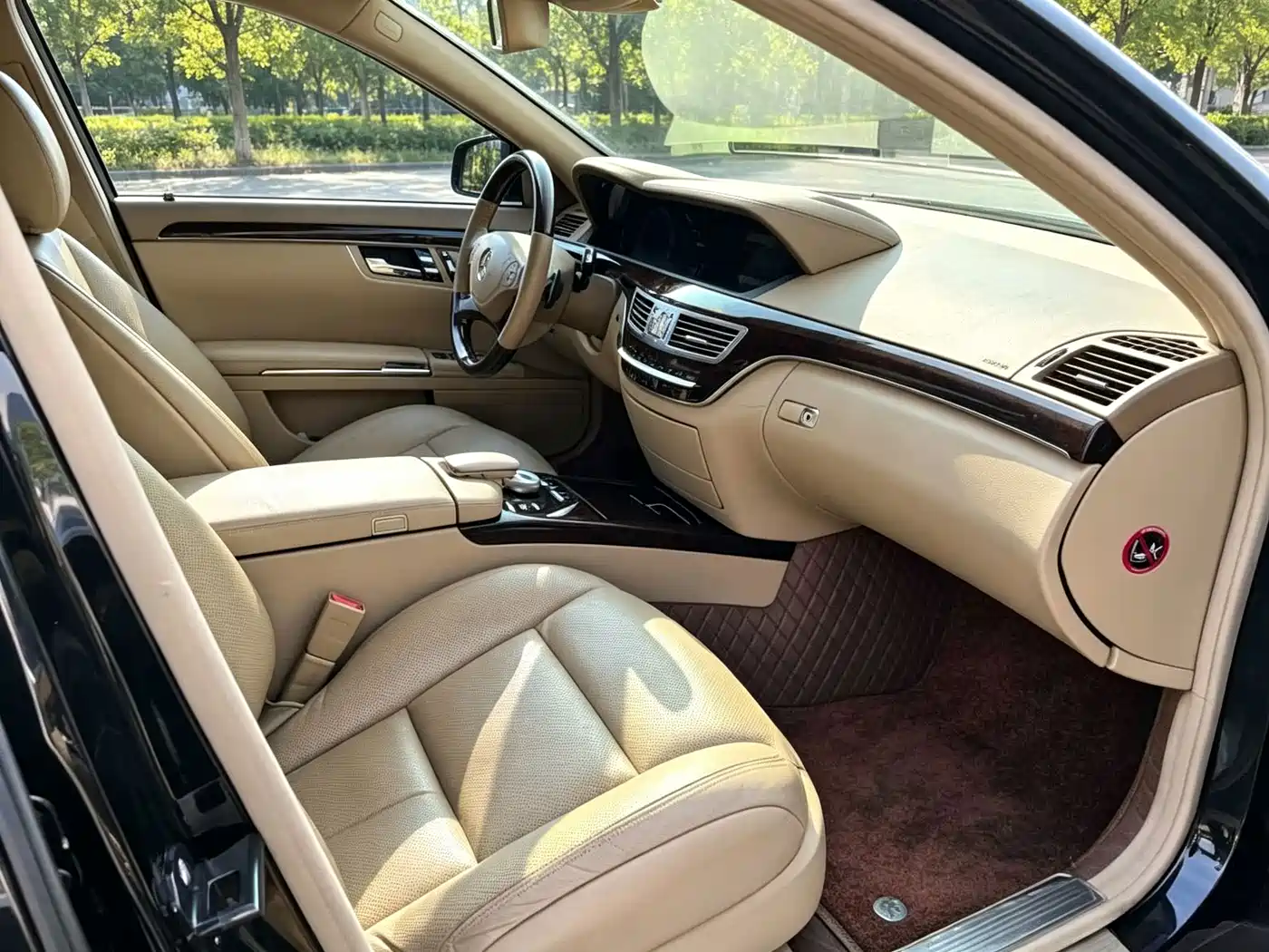 Фото 6 - Mercedes-Benz S-Class