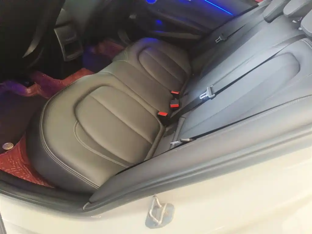 BMW 1 Series 2019 118i M Sport Package фото 17