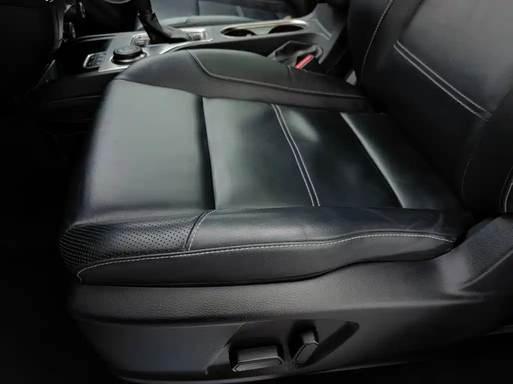 Фото 20 - Ford Everest