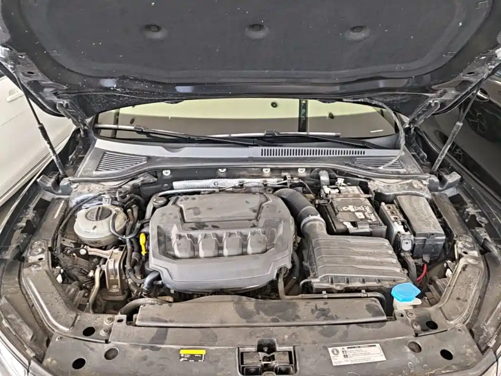Фото 19 - Volkswagen Passat