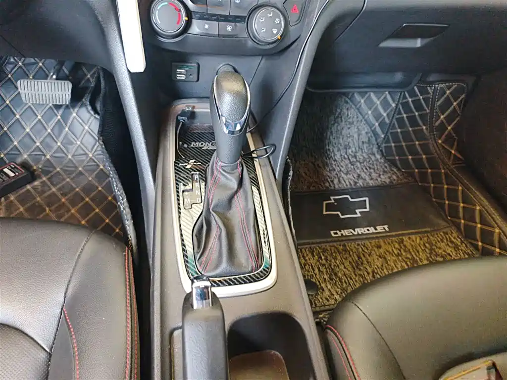Chevrolet Monza 2019 RS 330T Auto Smooth Edition China VI фото 14