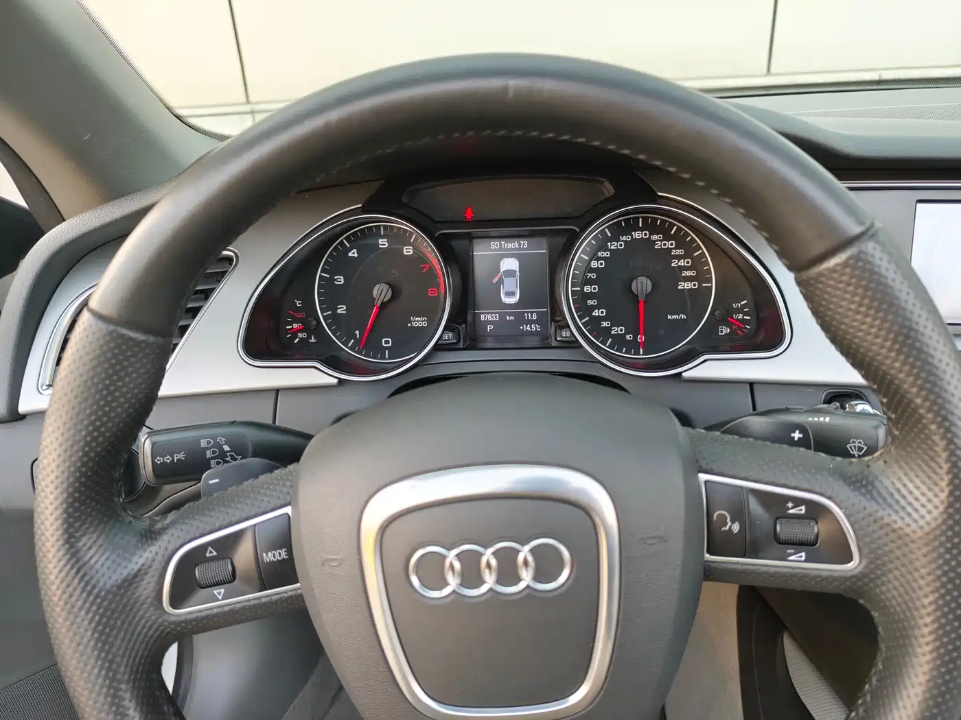 Audi A5 (Import) 2010 2.0TFSI Cabriolet фото 11