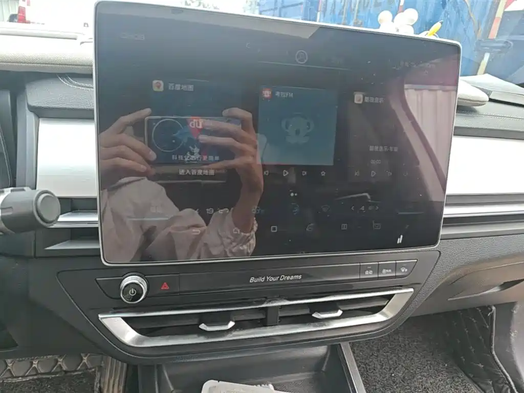 BYD Qin Pro 2018 1.5TI Automatic Smart Connected Dynamic Edition фото 13