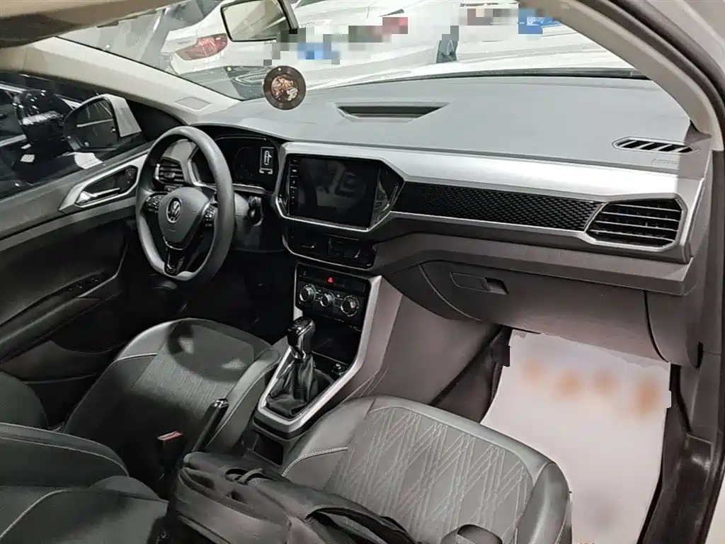 VOLKSWAGEN TU KAI