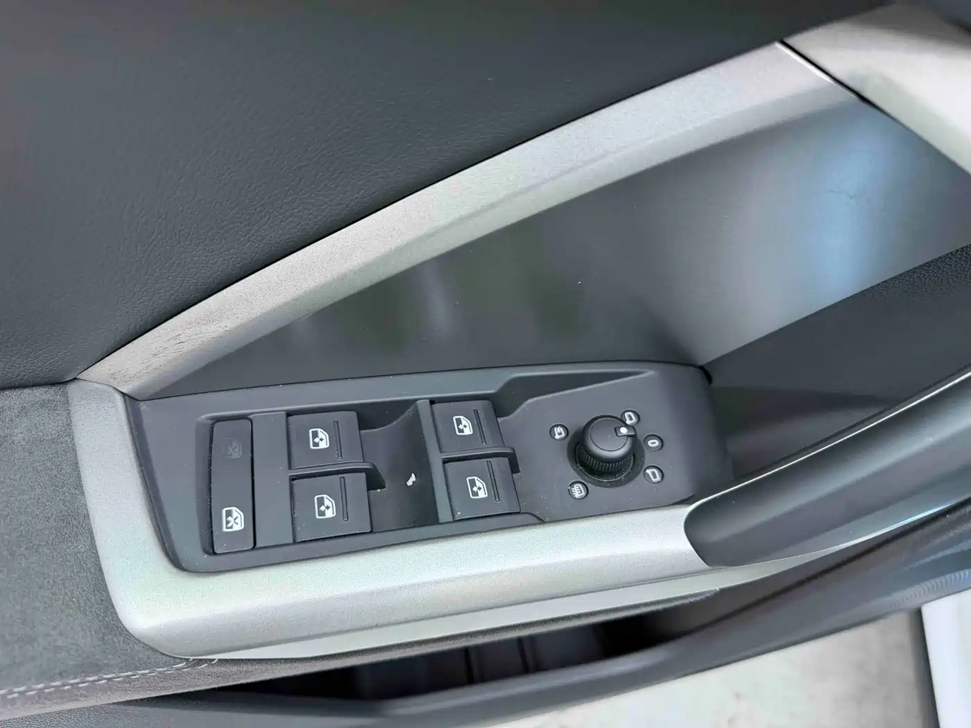 Audi Q3 2022 35 TFSI Fashion Dynamic фото 8