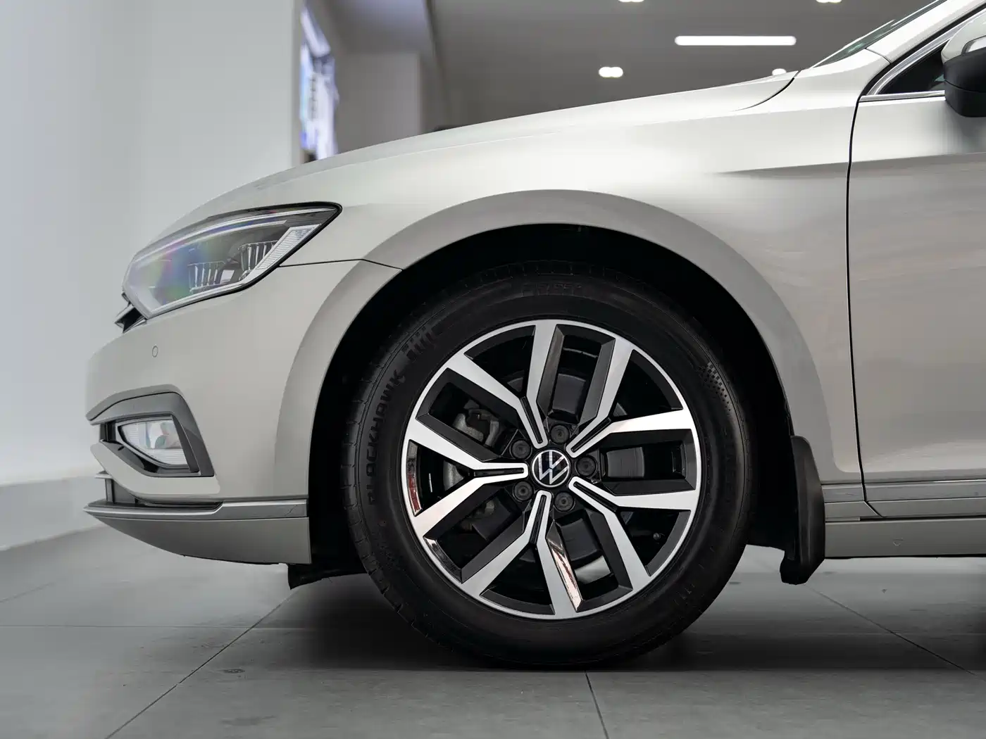 Volkswagen Magotan 2020 330TSI DSG Leading фото 9