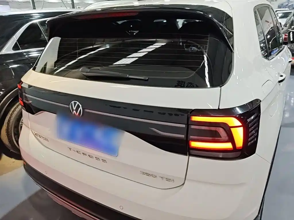 VOLKSWAGEN TU KAI
