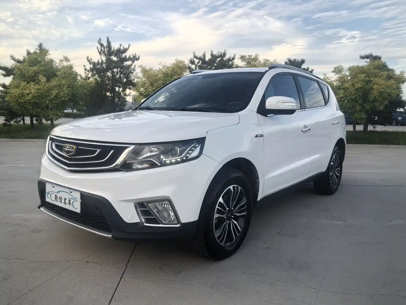 Geely Emgrand X6 2016 — пригон из Китая