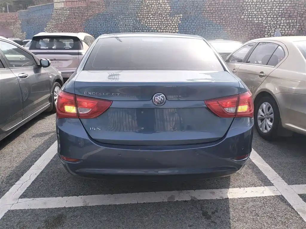 Buick Excelle 2015 15N Automatic Luxury фото 4