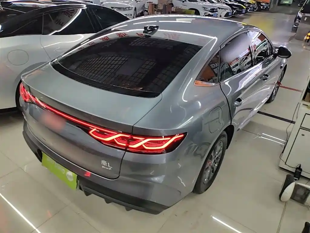 BYD Qin L 2025 DM-i Smart Drive Edition 80KM Leading фото 7