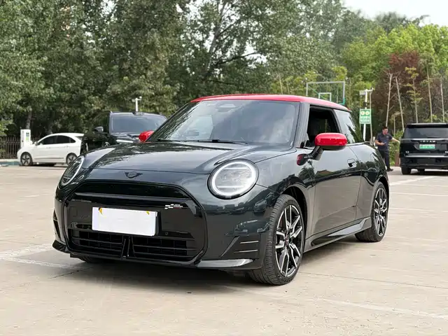  MINI Electric MINI COOPER 2024 452km COOPER SE Racer