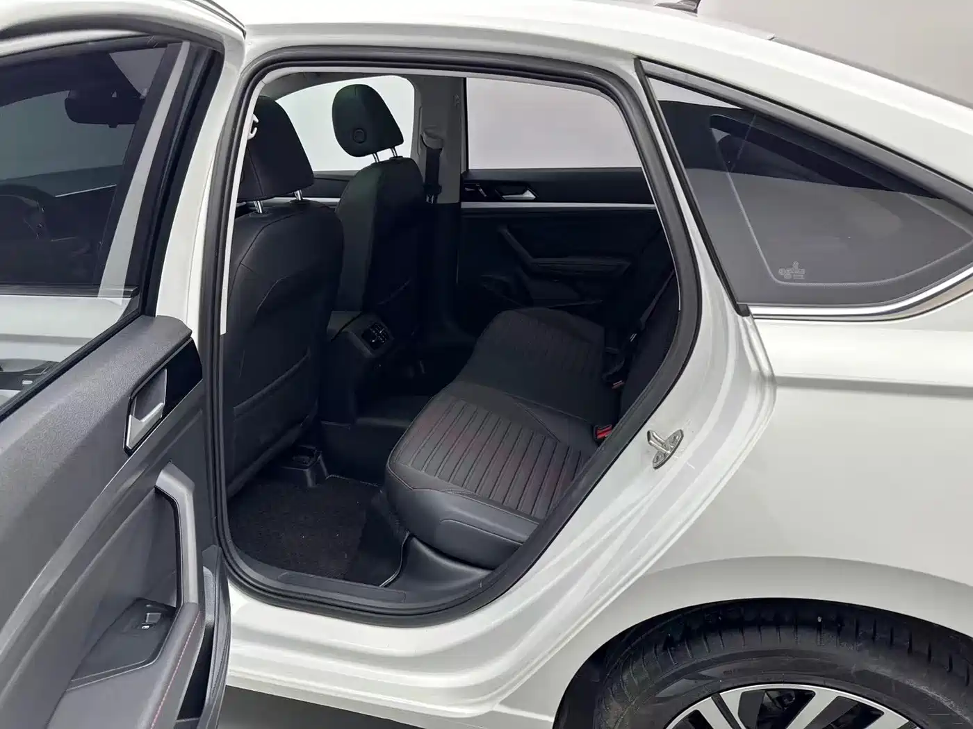 Volkswagen Lavida, миниатюра 6