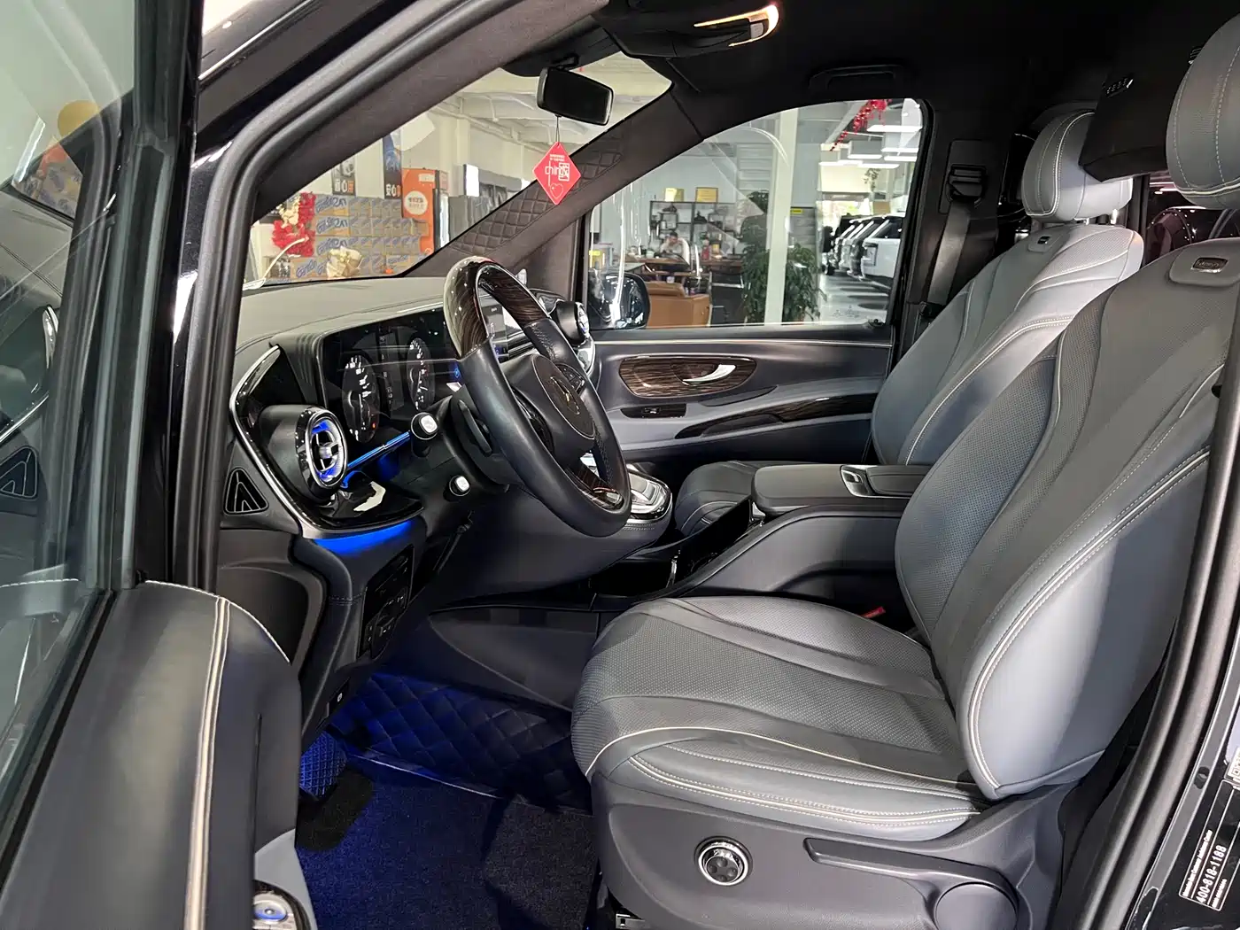 Mercedes-Benz Vito 2018 2.0T Elite Edition 7-seater China VI фото 10