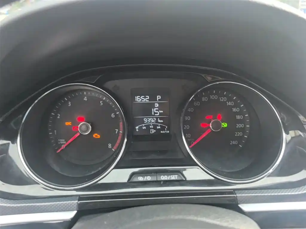 Volkswagen C-TREK 2017 1.6L Automatic Comfort фото 12
