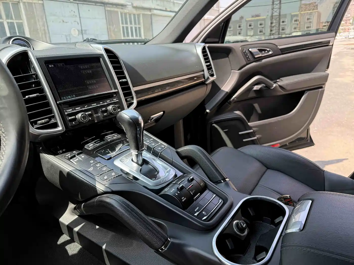Porsche Cayenne 2015 Cayenne 3.0T фото 12