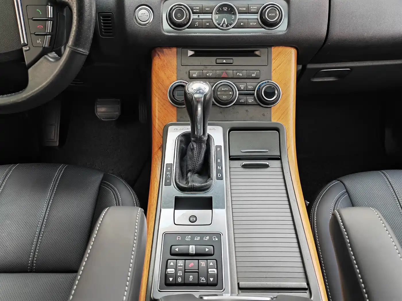 Land Rover Range Rover Sport 2012 3.0 TDV6 HSE Diesel Version фото 12
