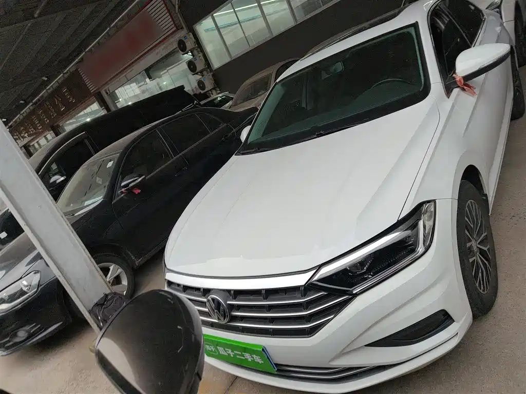 Volkswagen Sagitar 2019 200TSI Manual Comfort Edition China VI фото 3