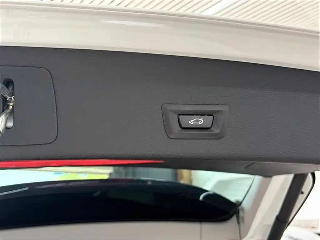BMW X1 2022 sDrive20Li Premium фото 7