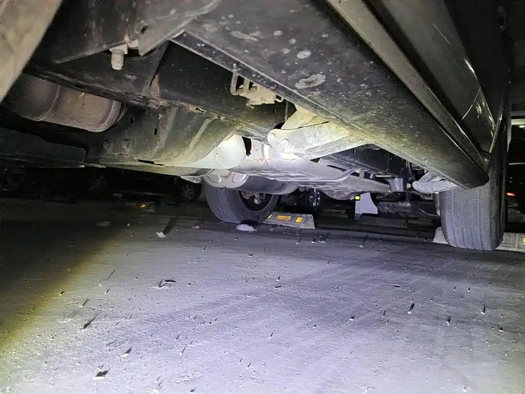 Photo 8 - Tank 500