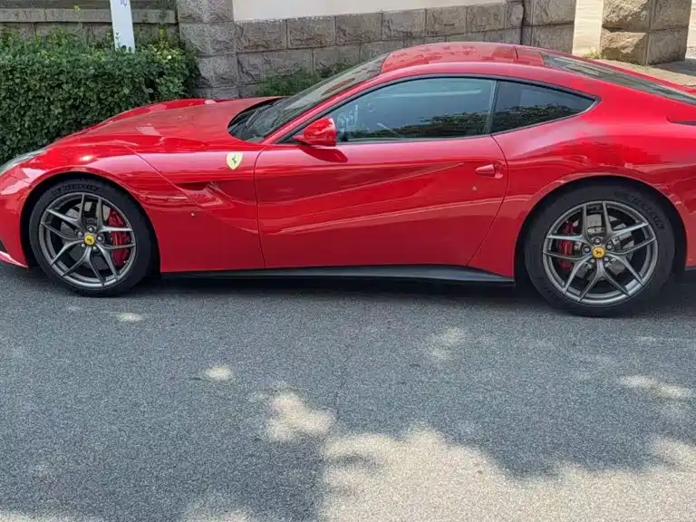 2017 Ferrari F12berlinetta