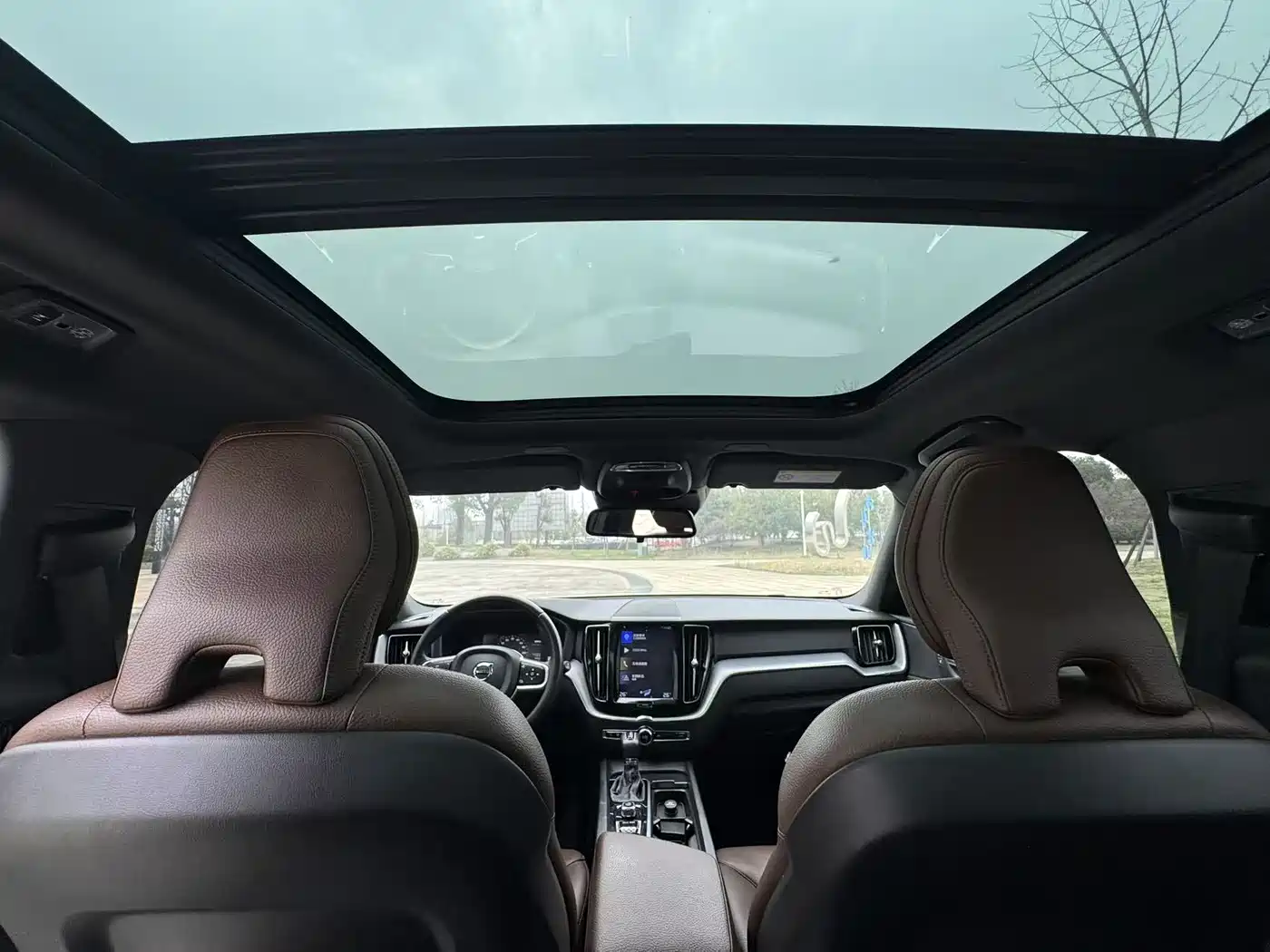 Фото 21 - Volvo XC60