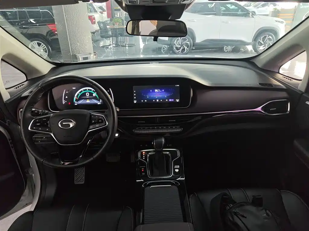 GAC Trumpchi Trumpchi M6 2023 PRO 270T DCT Luxury Edition фото 10