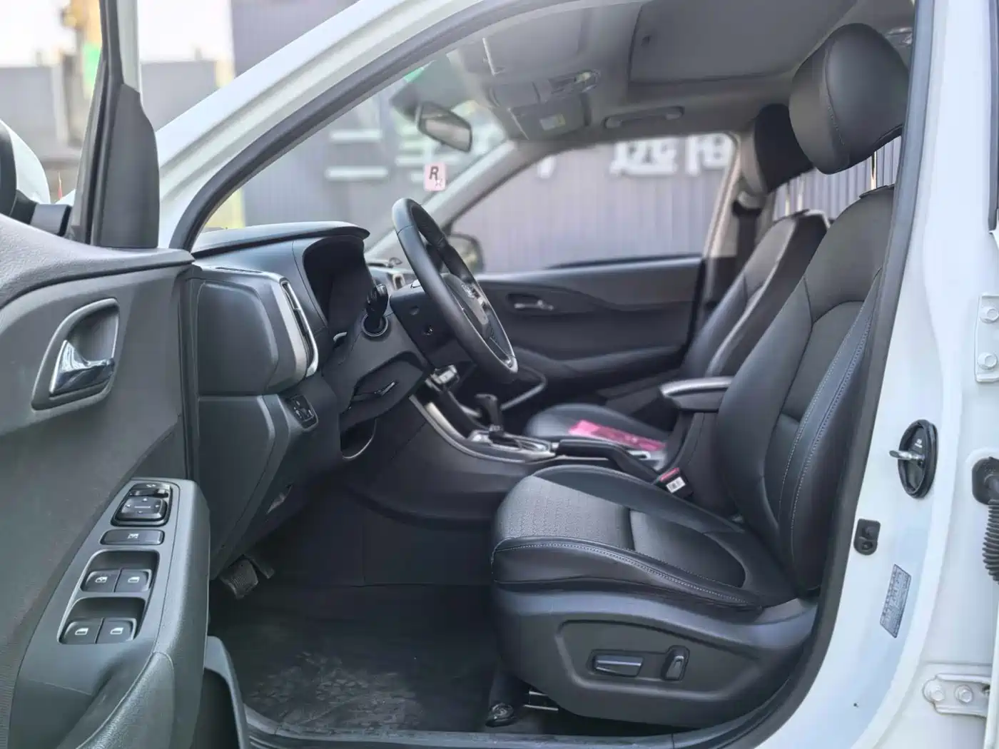 Hyundai Beijing Hyundai ix35 2020 2.0L Automatic 2WD Zhiyong·Changxiang Edition фото 4