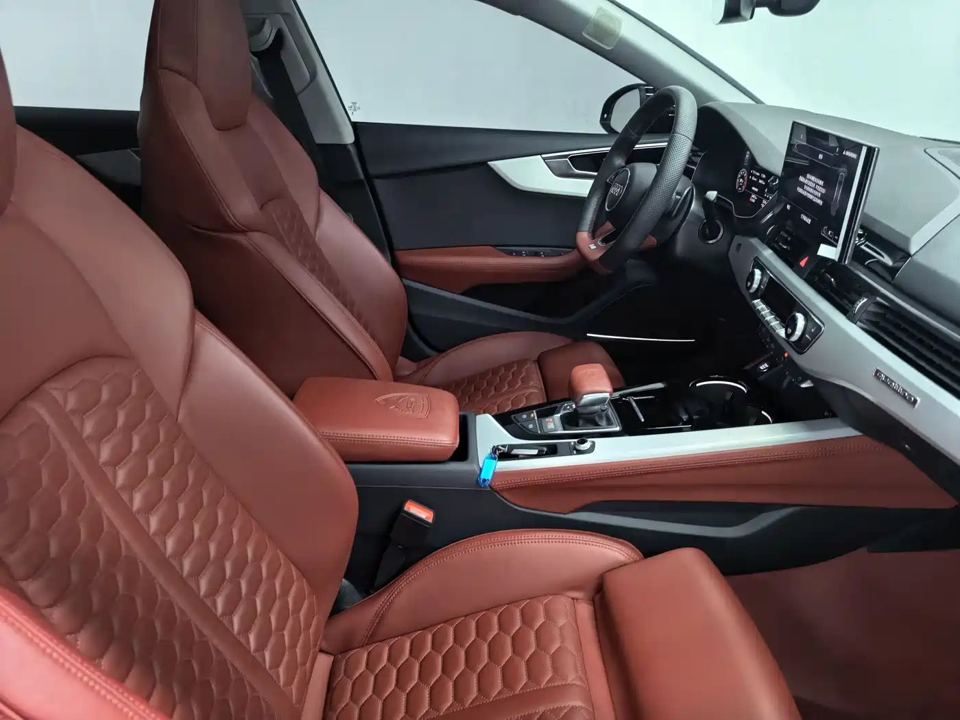 Audi A5 (Import) 2022 Sportback 40 TFSI Fashion Elegance фото 4