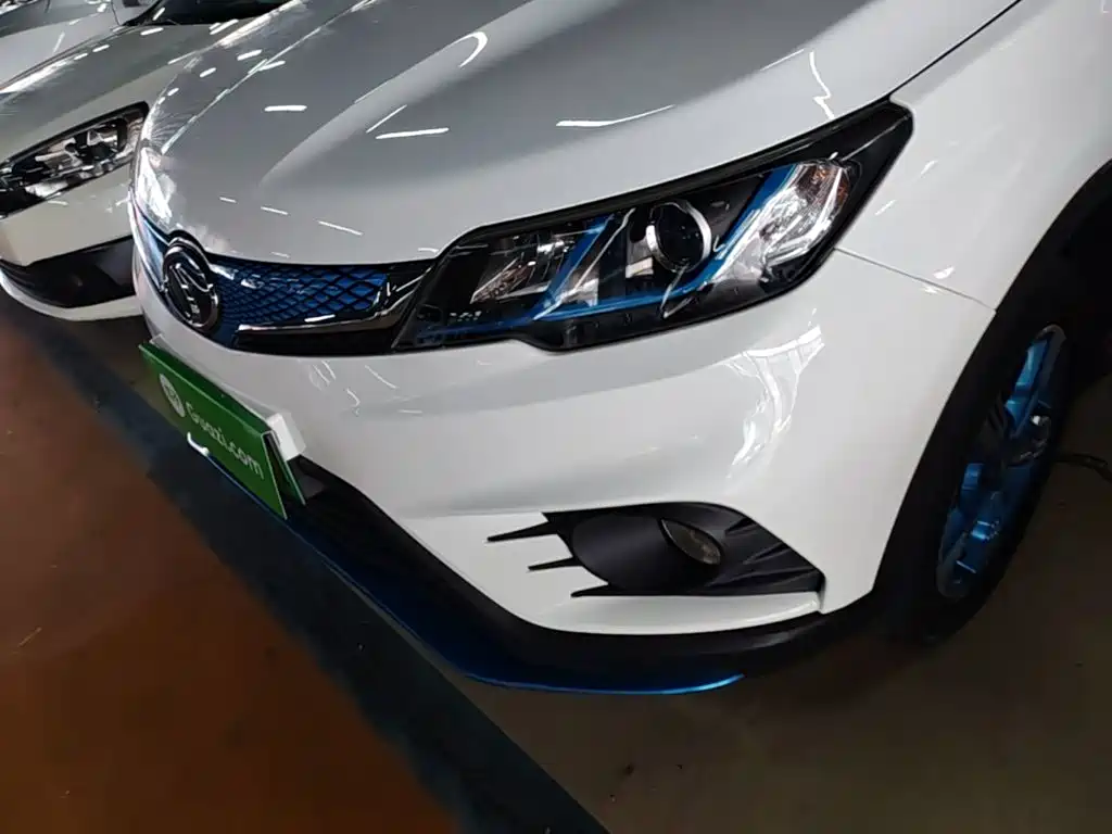 Soueast DX3 New Energy 2019 2018 EV400 Flagship Edition