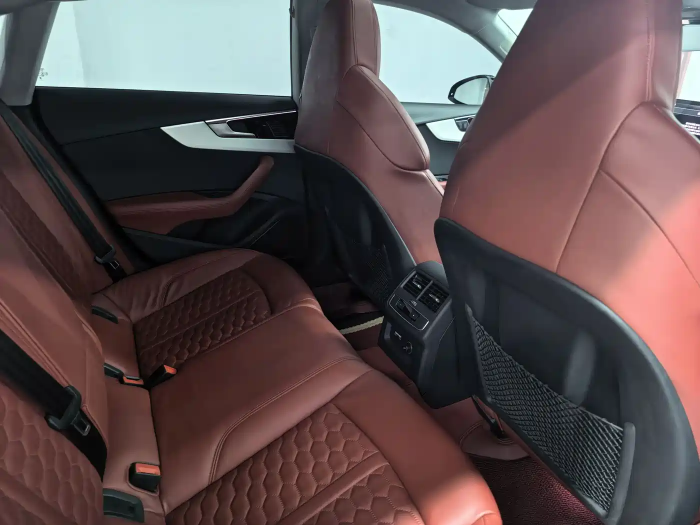 Audi A5 (Import) 2022 Sportback 40 TFSI Fashion Elegance фото 9