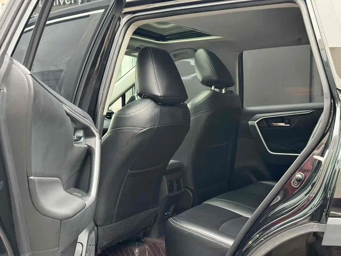 Toyota RAV4 Rongfang 2021 2.0L CVT 2WD Trend фото 8