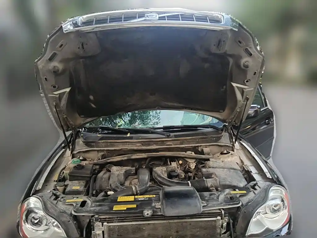 Photo 3 - Volvo XC90