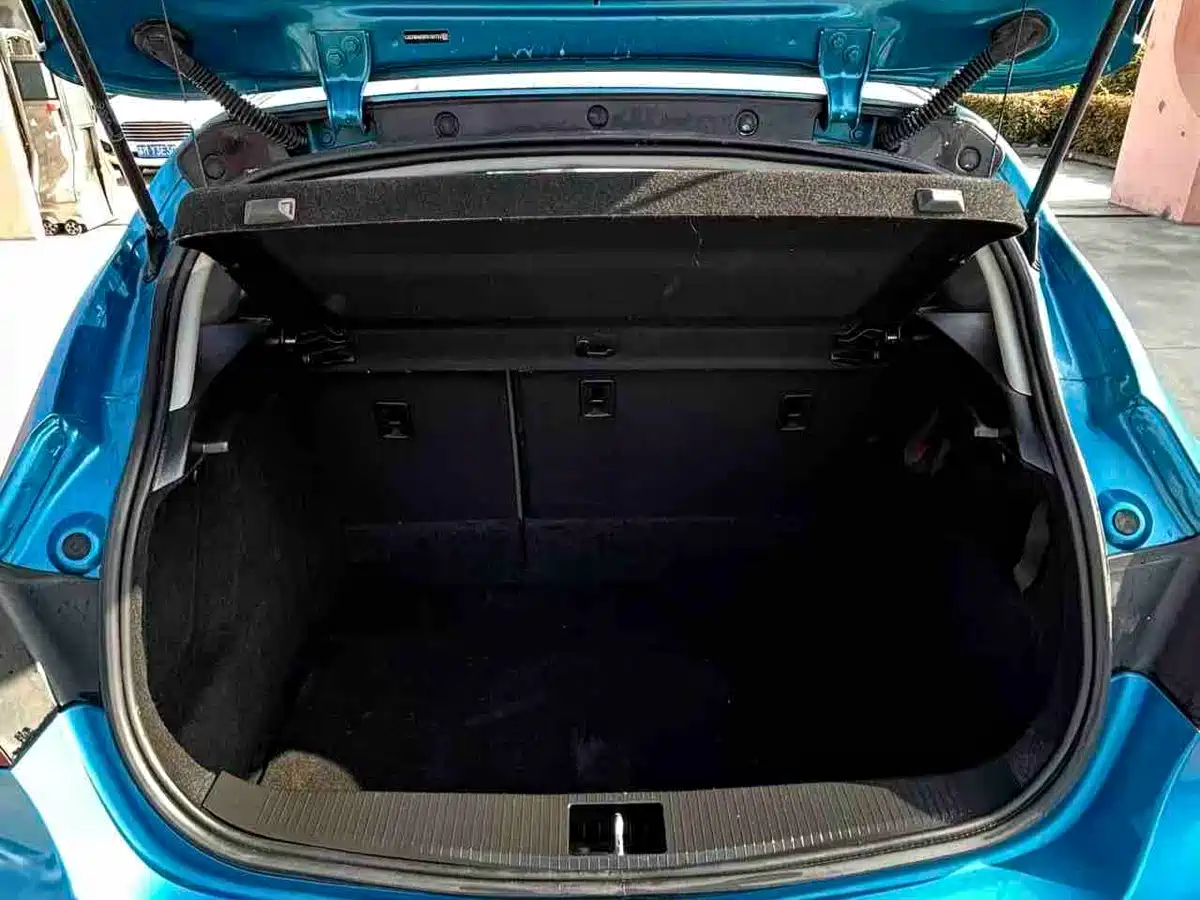 Buick Excelle 2014 XT 1.6L Automatic Fashion фото 11