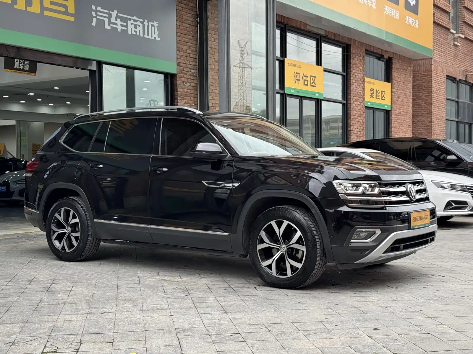 Фото 3 - Volkswagen Teramont