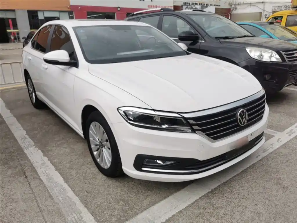 Volkswagen Lavida 2021 1.5L Auto Comfort Edition фото 4