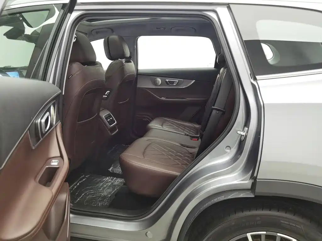Chery Tiggo 8, миниатюра 15